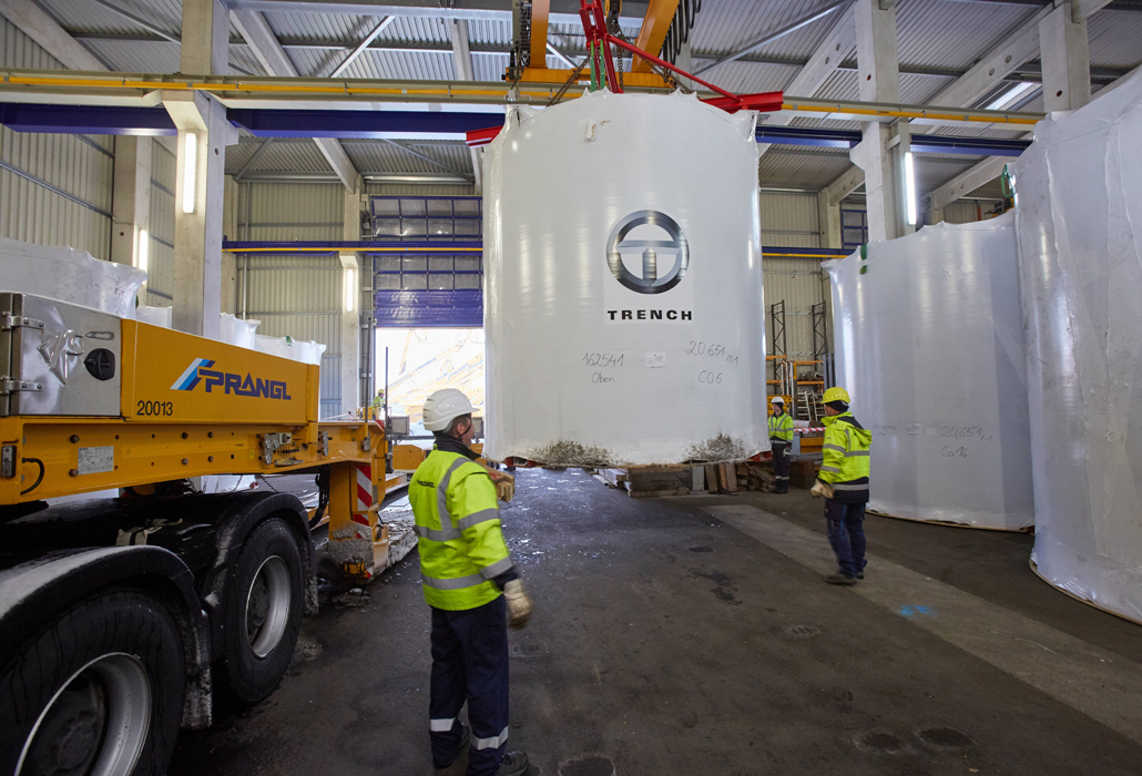 Interim storage of a coil using an indoor crane