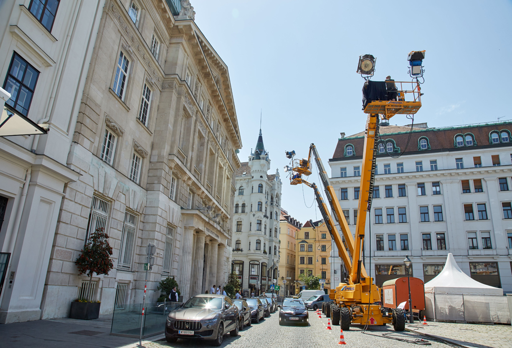 Telescopic boom lifts in front of the Park Hyatt Vienna